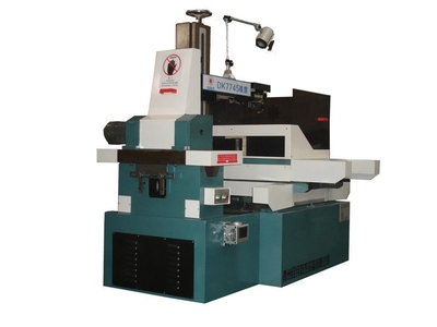 山東數控電火花線切割機床及青州炮塔銑床購買指南